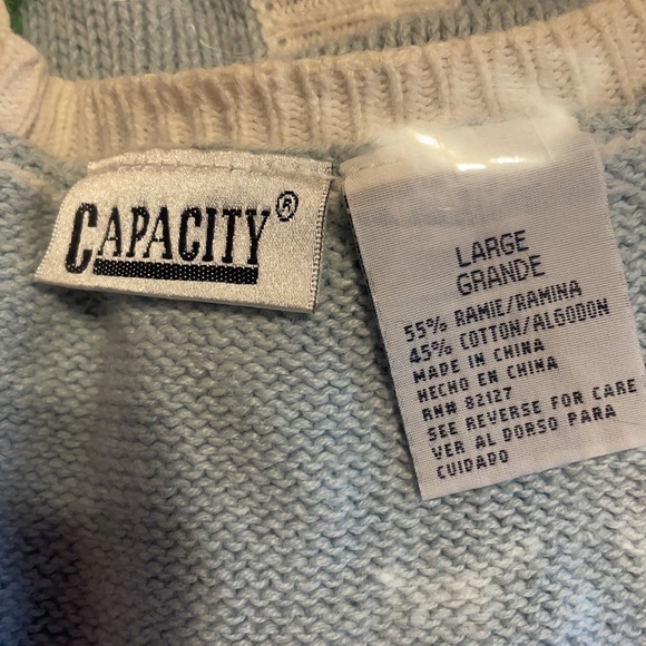 Vintage knit grandma core vest buttons down front garden theme large flowers - Picture 6 of 6